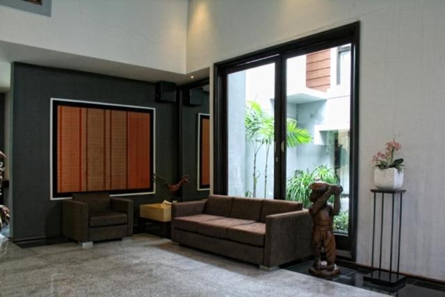 Rumah Nenek Hotel And Restaurant Padang  Exterior foto